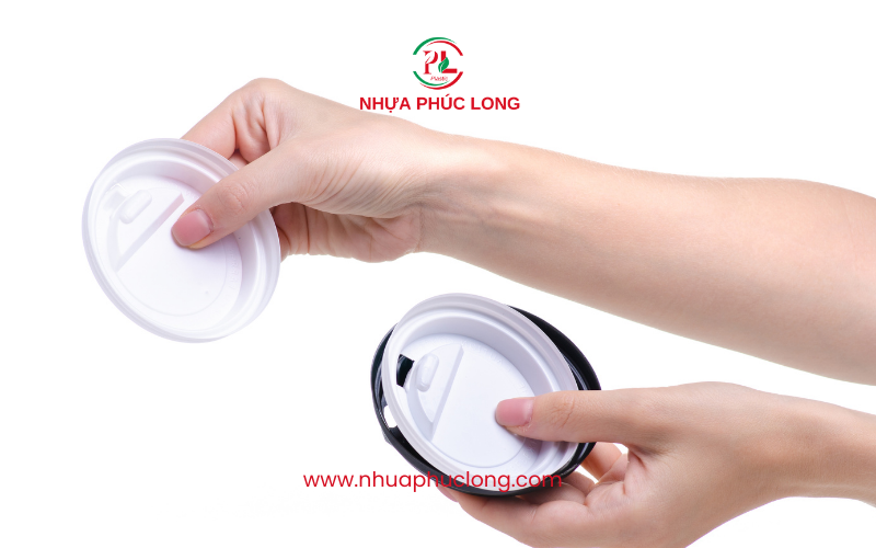 gia công sản xuất nắp ly nhựa