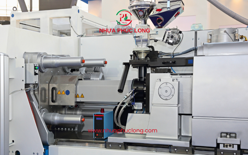 xưởng ép nhựa TP.HCM