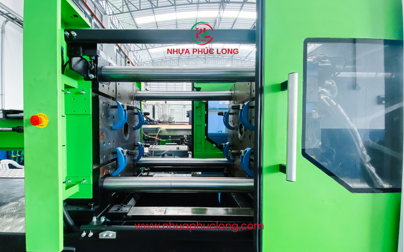 thị trường ép nhựa Việt Nam 2025